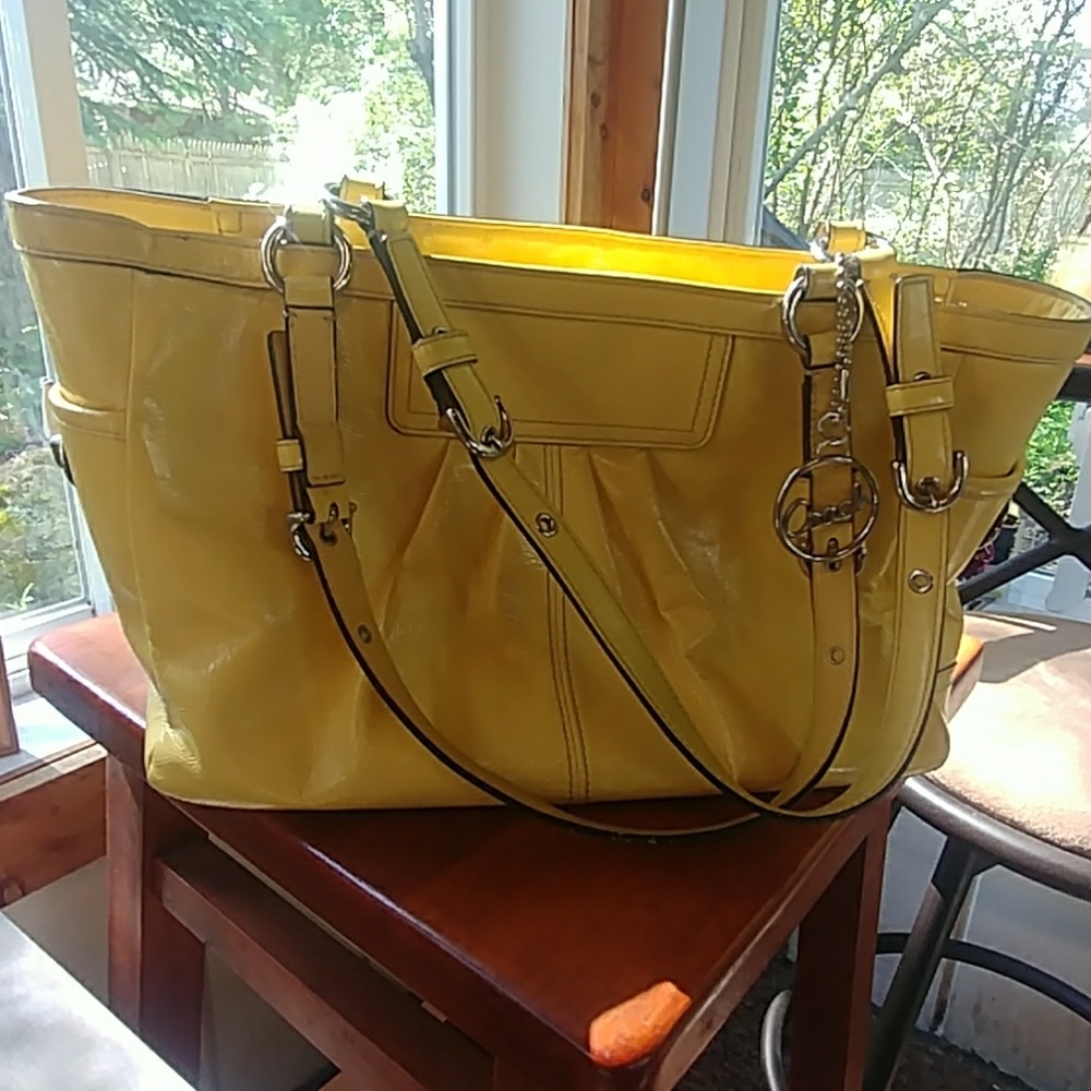 Authentic COACH handbag